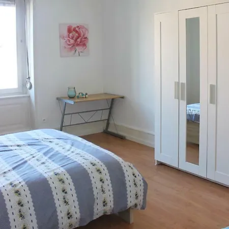 Les Bonnes Gens Appartement